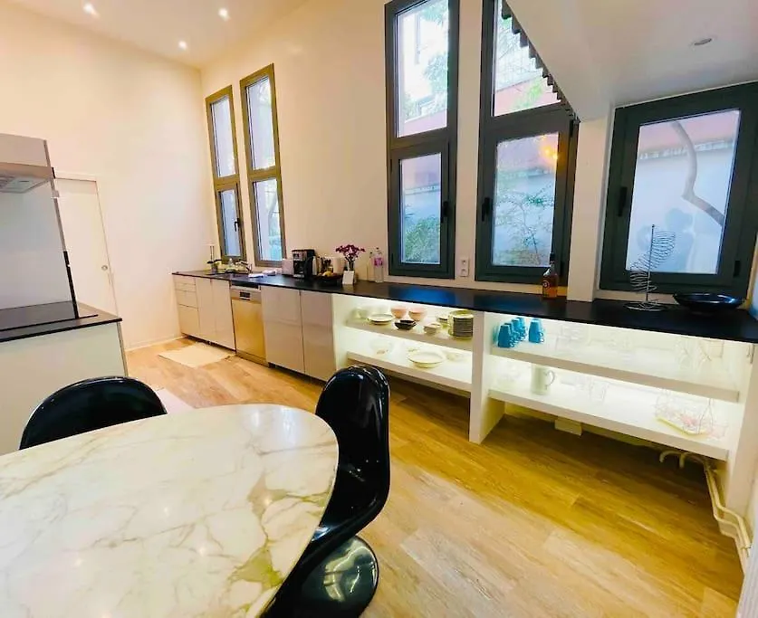 Maison/Loft Paris 14Eme Apartment